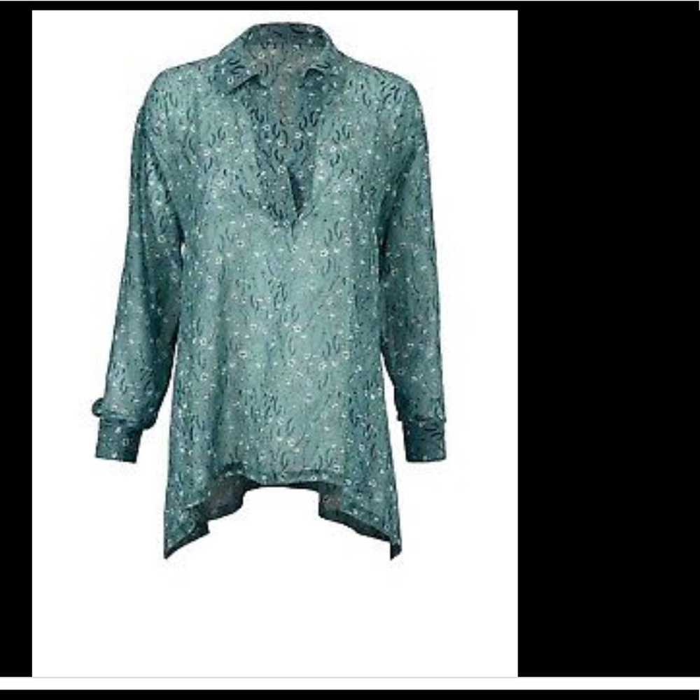 EUC Cabi Chase Blouse size Small